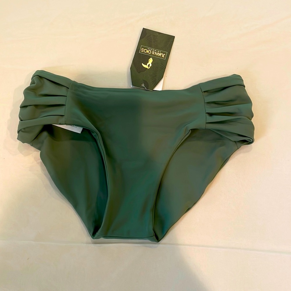 Juan de Dios. NWT Albatross Bikini Bottoms. Size XS